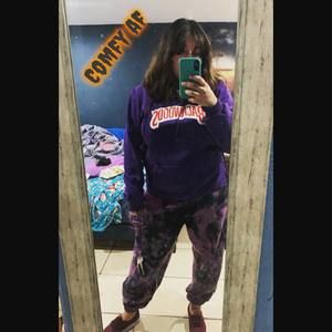 Meet your Posher, Ariana